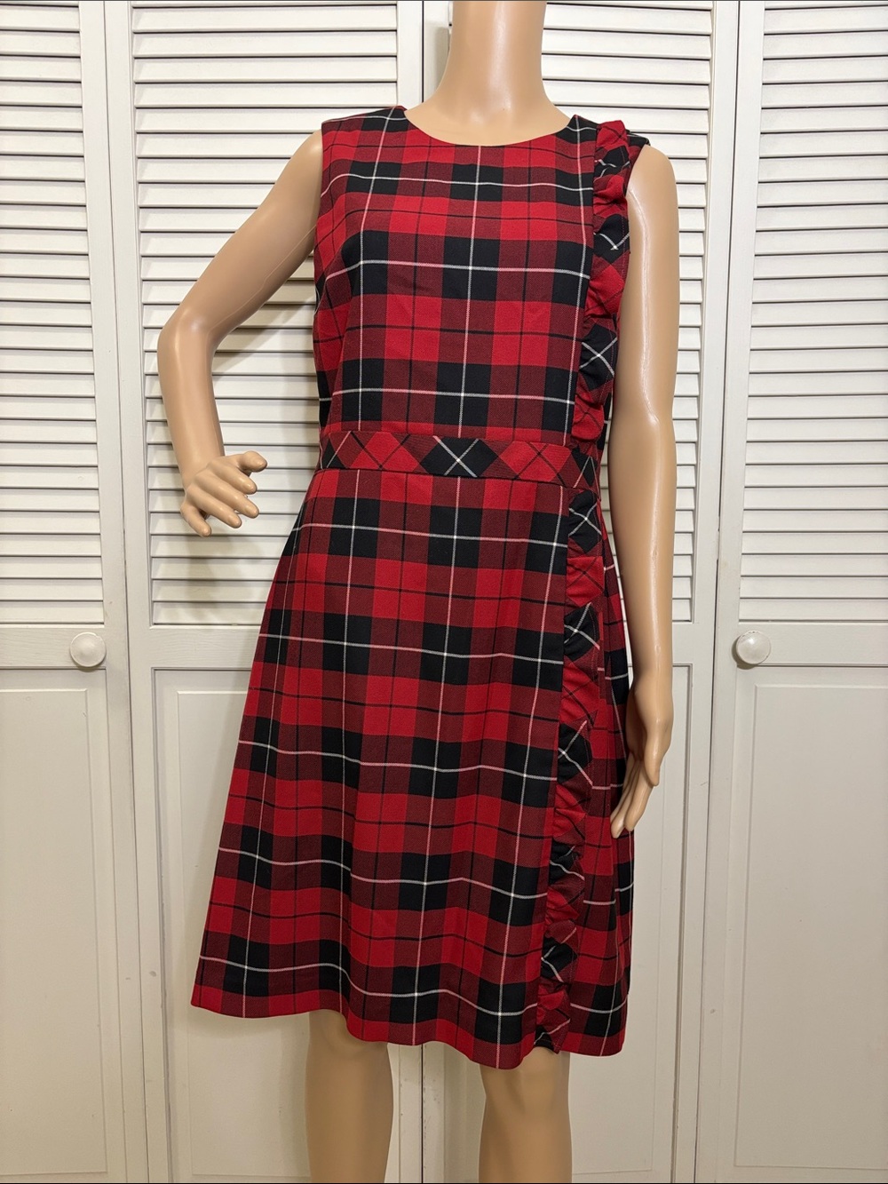Brooks Brothers Red and Black Plaid Sleeveless A-Line Dress Ruffle Size 8